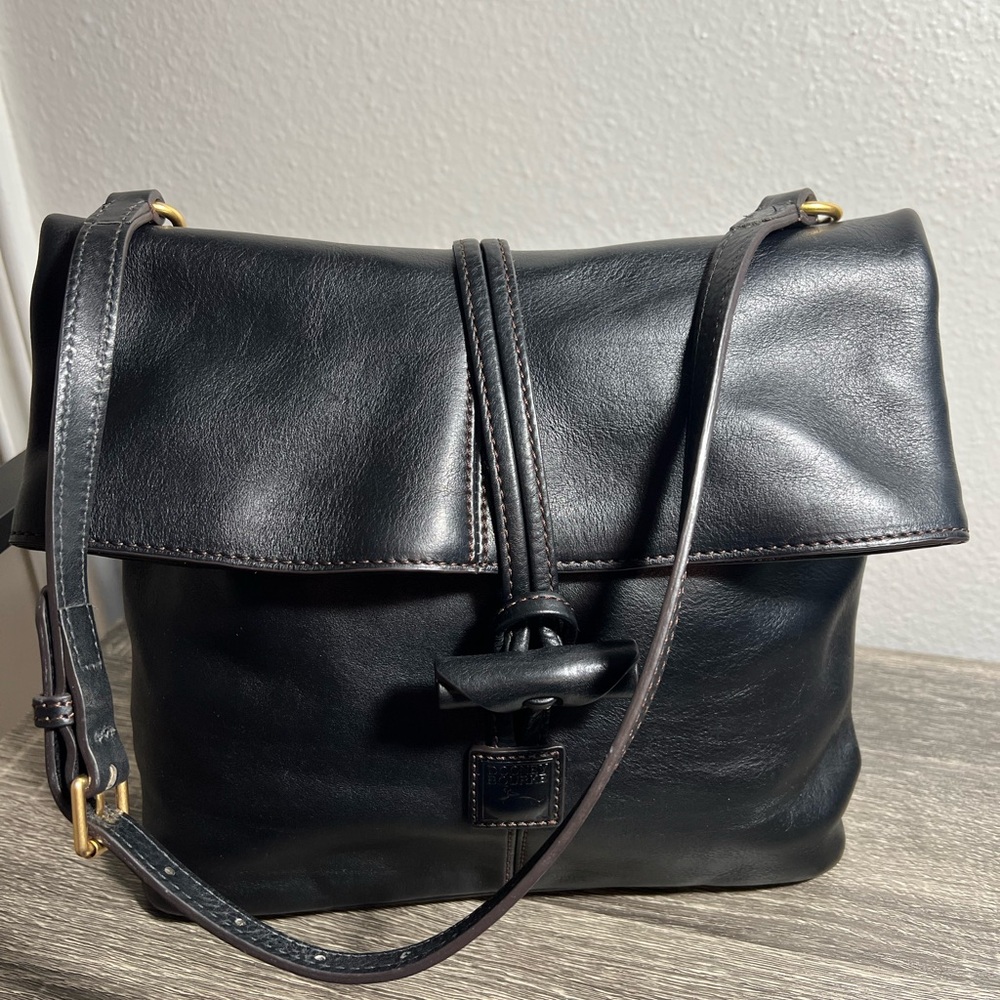 Dooney & Bourke Black Florentine Leather Medium Toggle Crossbody Bag